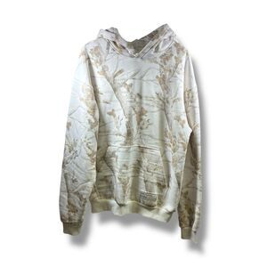 Comfrt NWOT Camo Hoodie in White Oak Size M